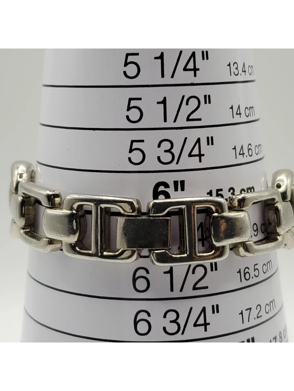 Nine West Watch Women 29mm Silver Tone Oval New Battery